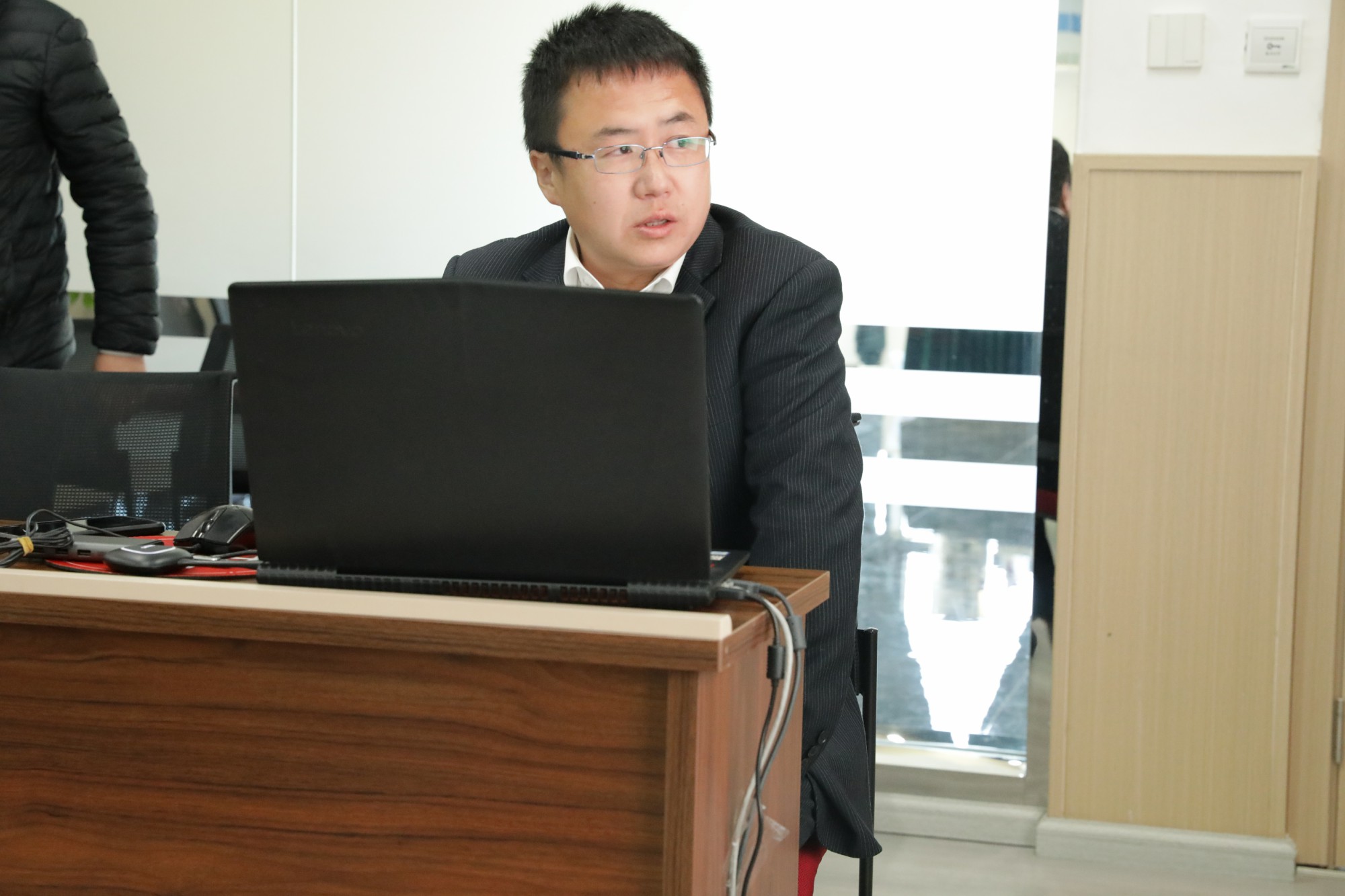 楊力權院長作專題報告.jpg